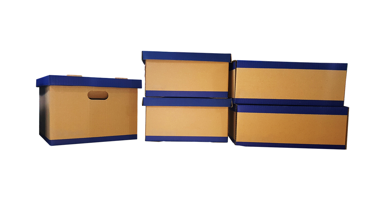 Qué se puede guardar en un trastero en Madrid: cajas de mudanza listas para almacenar